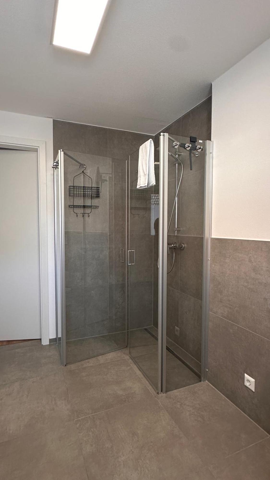 Amao-Pearl I Comfort Suite I 94Qm I Kingsize-Bett I Exklusiv Mit Balkon & Tiefgarage I Aufzug Offenburg Bagian luar foto